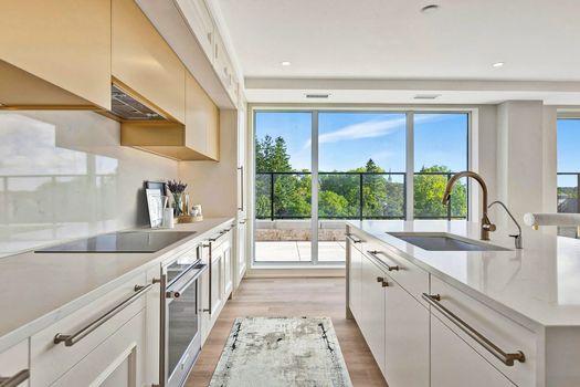 407-6523 Wellington Rd (48)