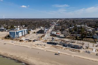 41-45 Ontario Street S 11