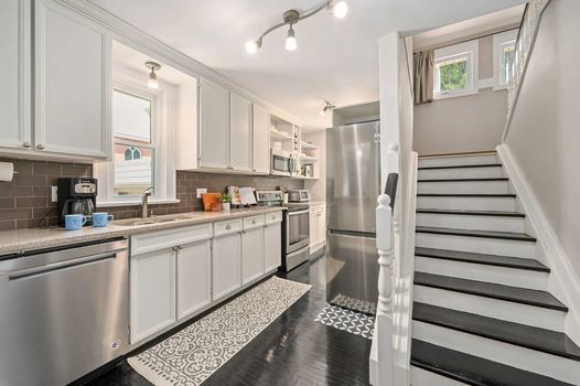 433 Moore Street (10)