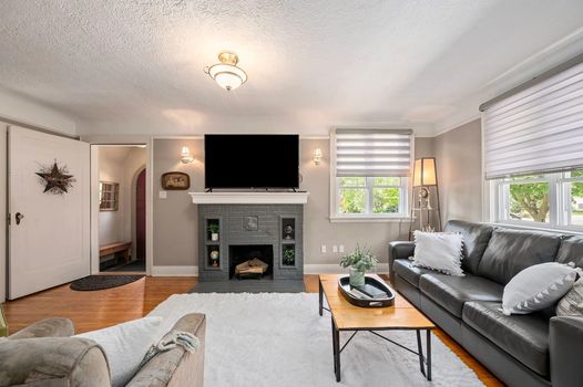 433 Moore Street (7)