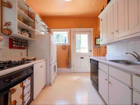 Address Hidden Stratford 23