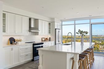 10_15 glebe st, 2001ph - 010 (1)