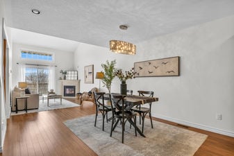 16_480 douglas st, 13- 014