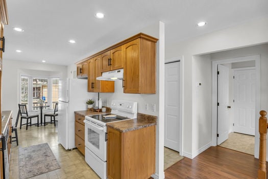 19_480 douglas st, 13- 017