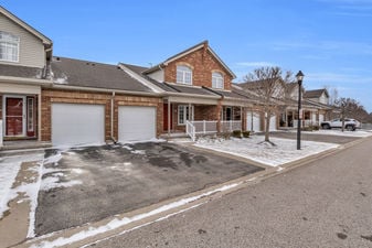 5_480 douglas st, 13- 03