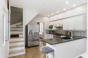 36_30 shrewsbury st- 028