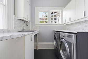 68_30 shrewsbury st- 052