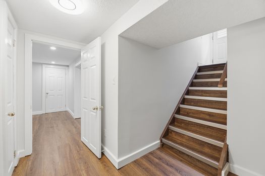 26_43 alison ave- 026