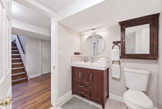 27_43 alison ave- 027