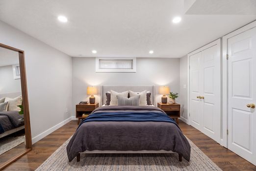 31_43 alison ave- 031