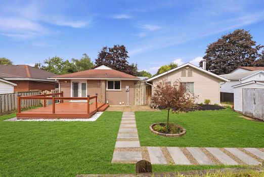 46_43 alison ave- 046