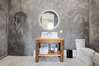 57_18 hawarden ave- 047