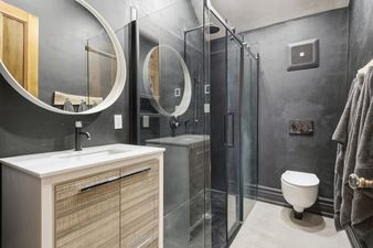 71_18 hawarden ave- 060