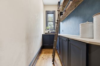 73_18 hawarden ave- 062