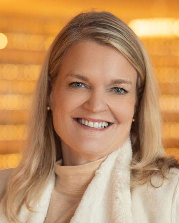 Sarah Hutchinson