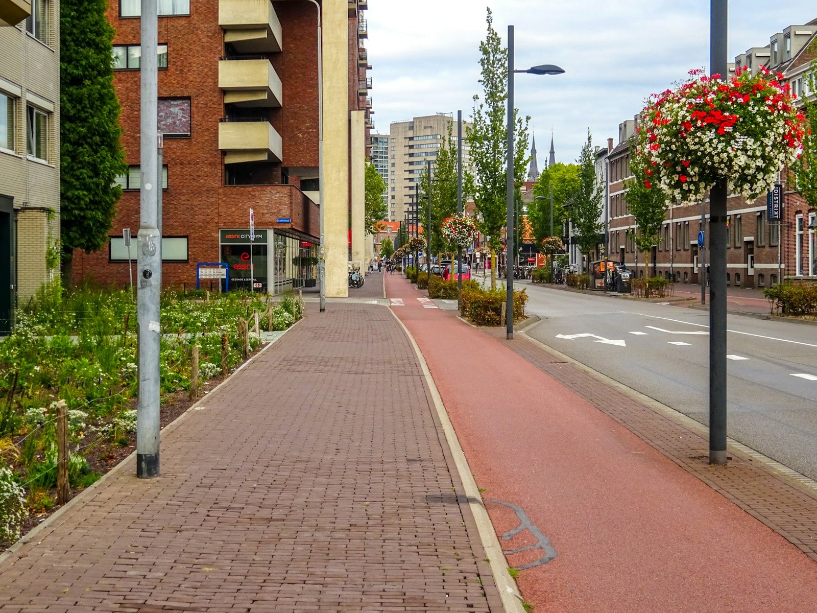 bike-friendly-hero