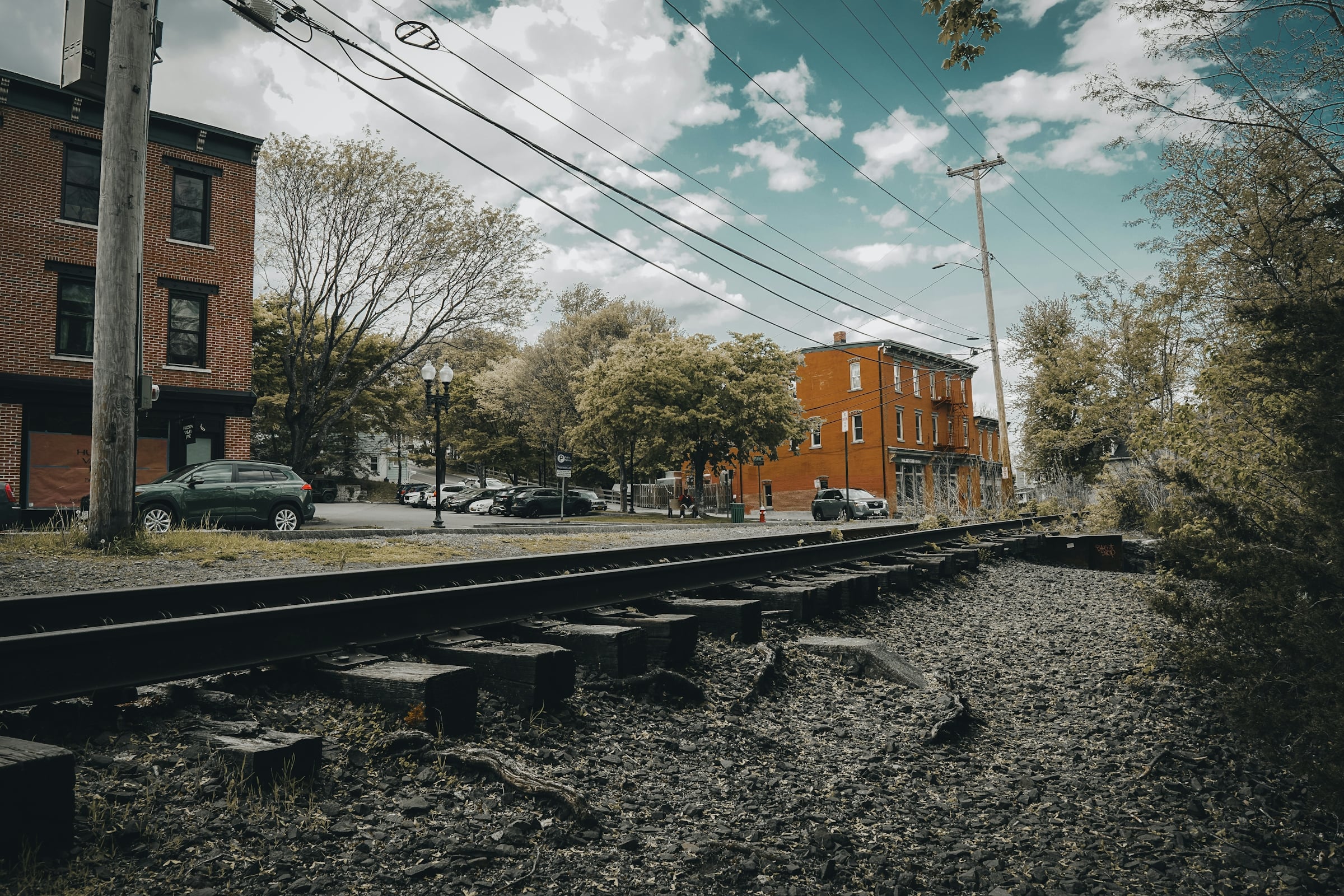 ashland-va-railroad-tracks-through-town-center