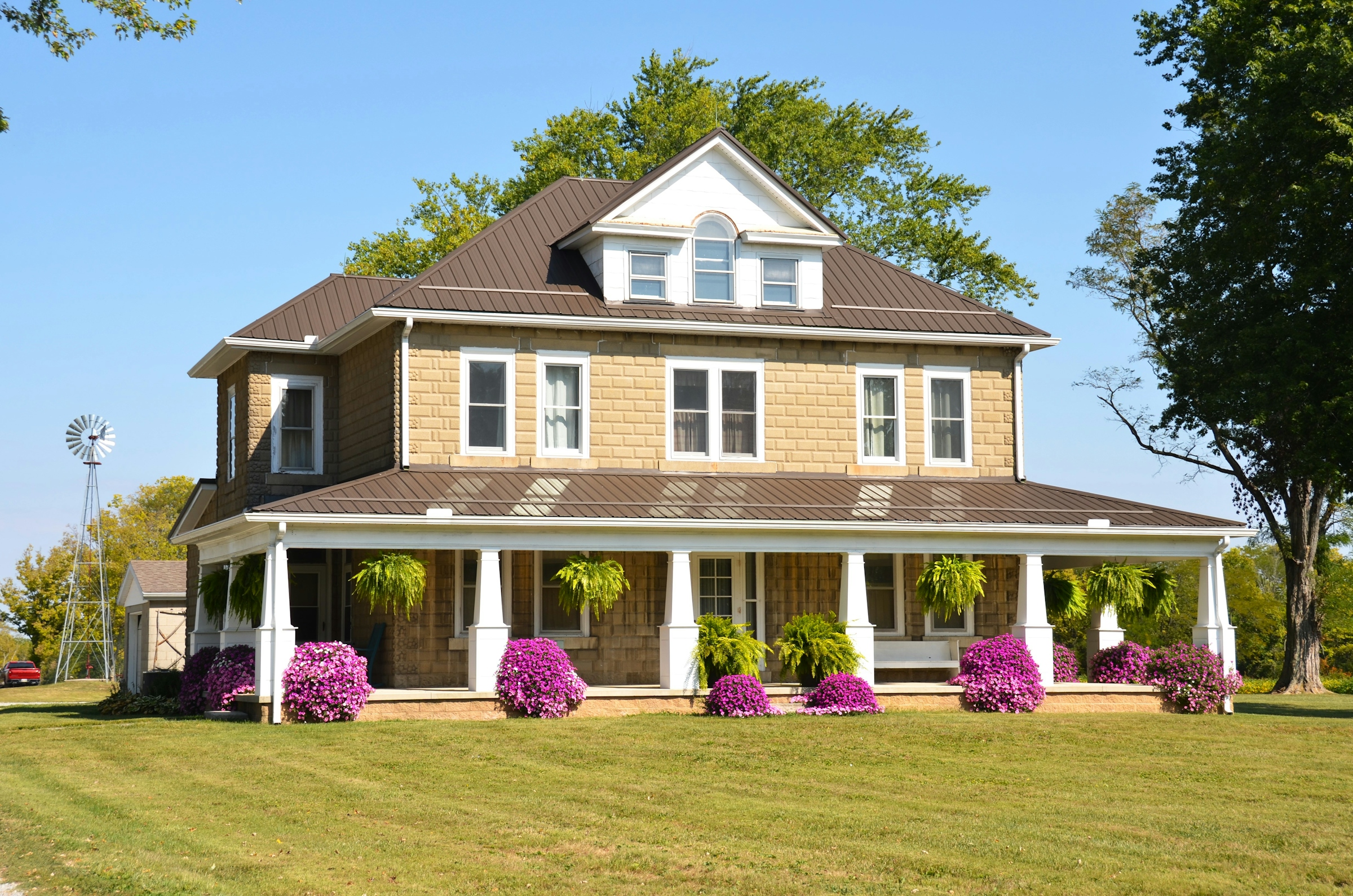 ginter-park-richmond-va-grand-wraparound-porch-home