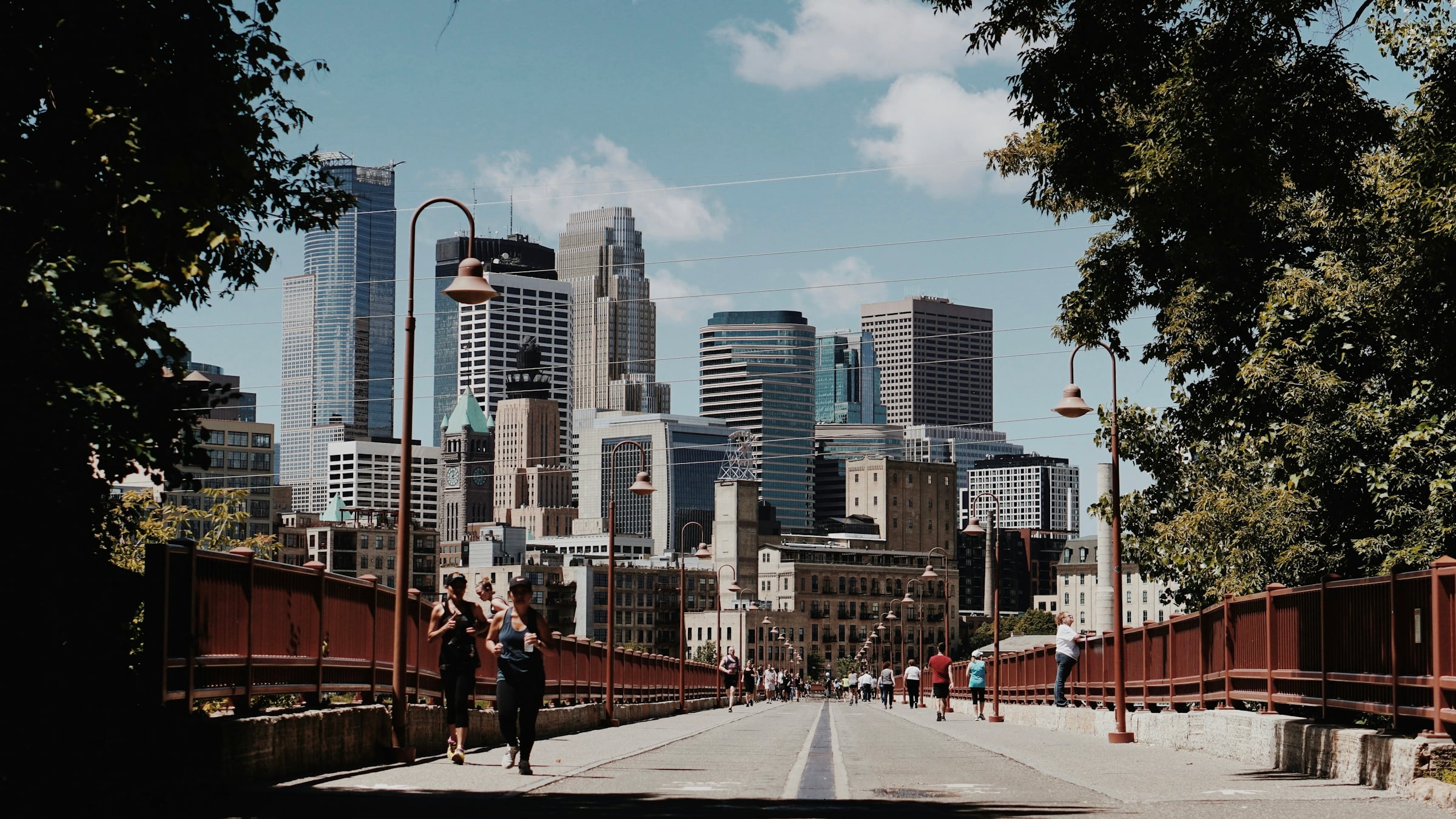 minneapolis-mn-skyline-stone-arch-bridge-relocation