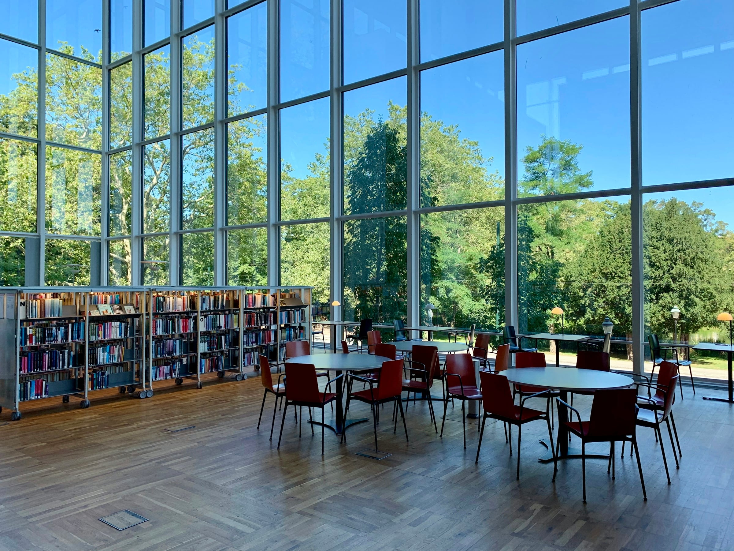 patrick-henry-high-school-hanover-va-school-library