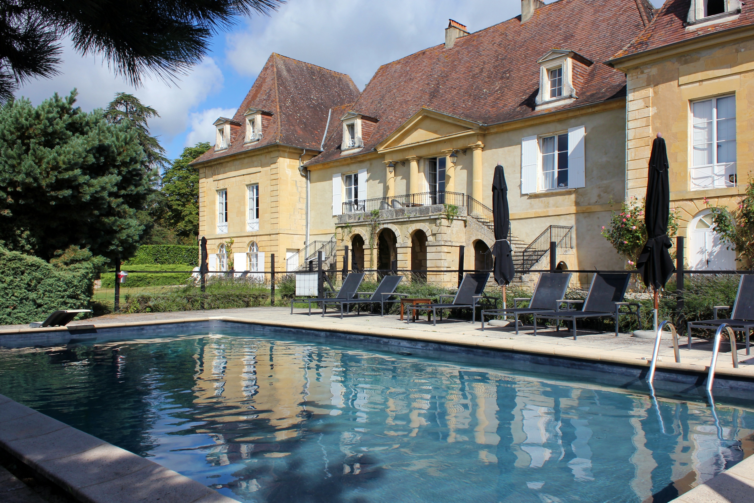 richmond-ultra-luxury-chateau-pool