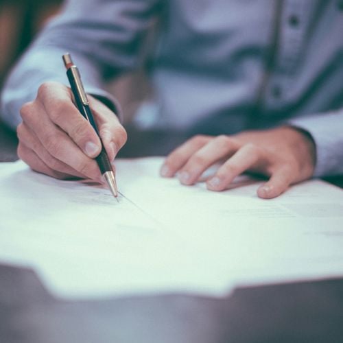 Virginia's Condominium Resale Certificate: What Richmond Buyers Get, and the Right to Cancel