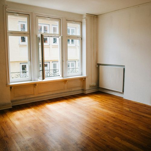 Your First 30 Days After Closing on a Richmond VA Home: The Checklist Nobody Hands You