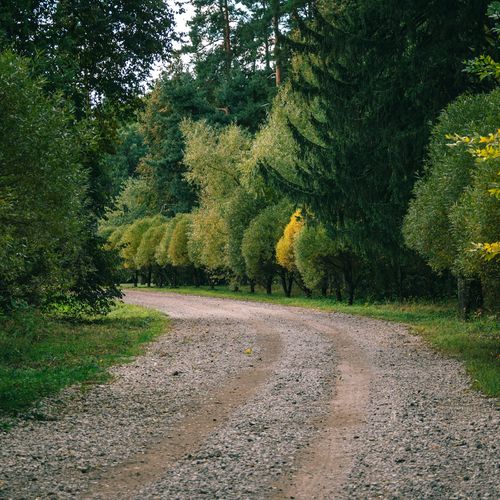 Buying a Richmond-Area Home on a Private Road: Maintenance Agreements, Lender Rules and Who Plows It