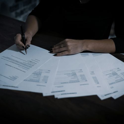 Who Is Actually at a Virginia Closing Table, and Do You Need a Real Estate Attorney?
