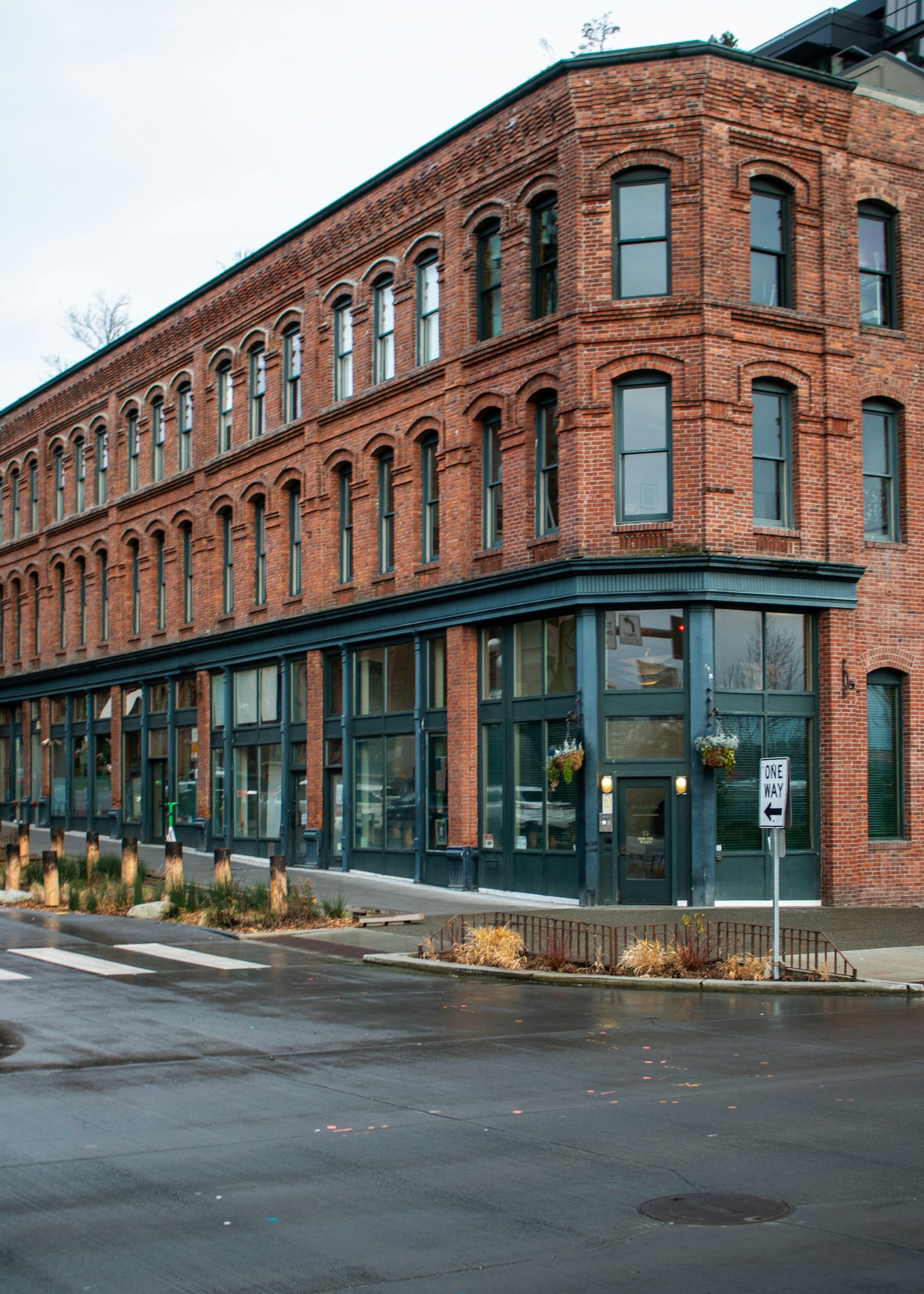 Three Restaurant Changes Hit the Same Block of Hull Street in Manchest&hellip;