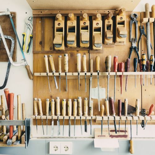 Best Richmond-Area Neighborhoods for a Workshop, Oversized Garage or RV and Boat Parking
