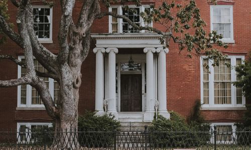 Who Holds Your Earnest Money in Virginia: What …