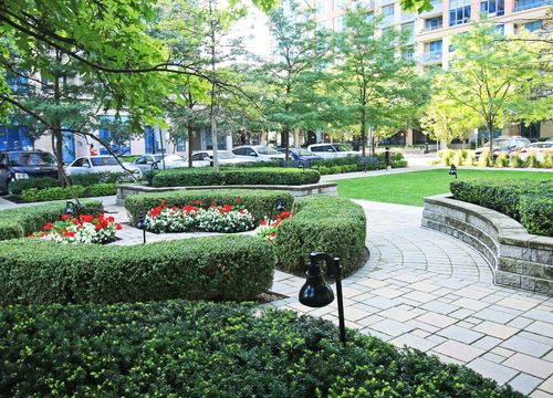 Viking Lane Courtyard