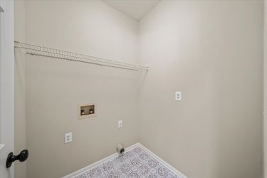 26-785BriarsBend_026