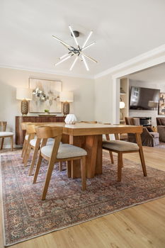 97C6CC49-9E26-4535-8E46-E00366A55BD8_1_105_c