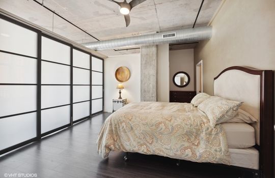 09_50E16th_803_14_PrimaryBedroom_LowRes