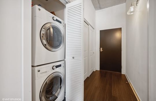 18_50E16th_803_44_LaundryRoom_LowRes