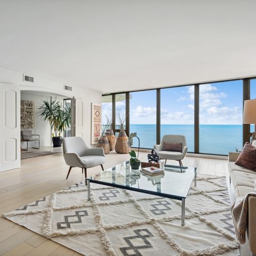 Want to Sell Your Chicago Home Faster? Don’t Forget to Stage!