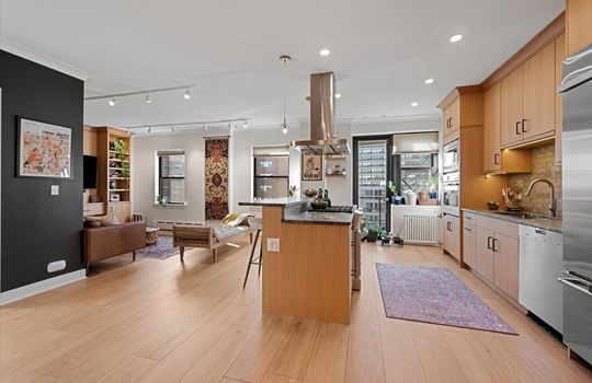 13-Kitchen & Family Room