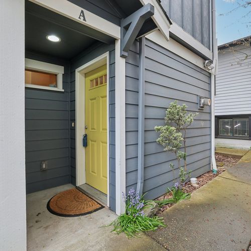 Affordable West Seattle Living Without the HOA