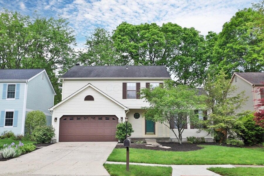 Sharon Heights - Center Woods Drive
