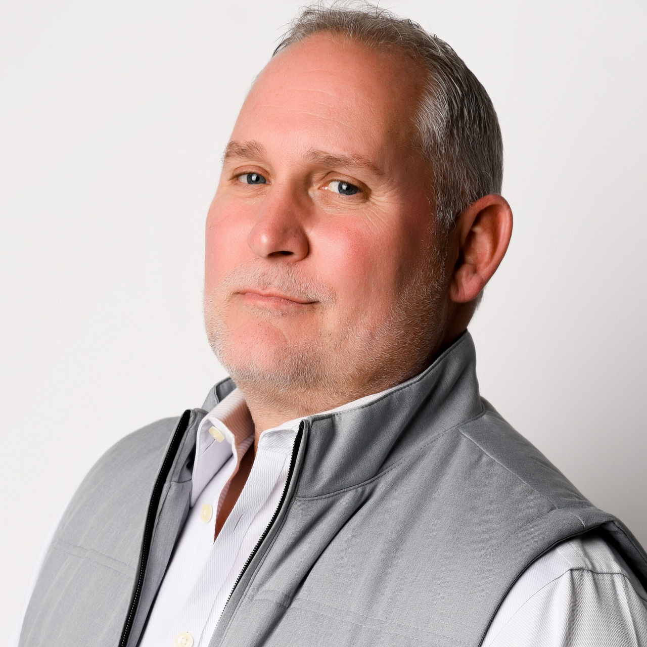 Jeff 2026 Headshot-2