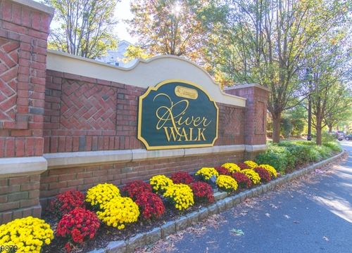 Riverwalk Entrance