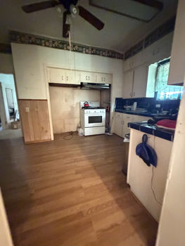 245D543B-4269-4443-9D65-941DF33A3E7A