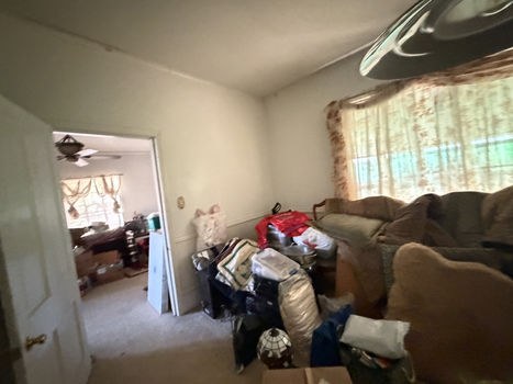 946AEB1F-8F2E-4BA2-A282-ECCB11F94E84