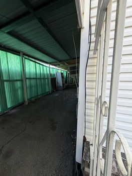 CBB68FD1-B756-4BF5-8958-93CA81950AC3