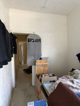 E172883F-CE37-4DD3-B861-A961BF7F09F0