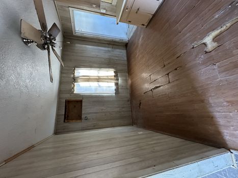 73DFF0BC-4215-46AD-B796-E45311A9BE32