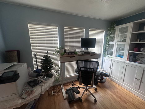 8D495687-7FF4-4711-B9A8-98095C6BAE07