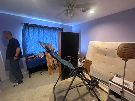 8EC6BD51-356C-4EDB-BD65-490F7B603A92